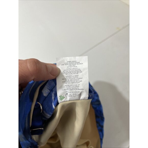 Miraclesuit Blue Patterned One-Piece Suit in Women's Size 14 - Picture 7 of 10